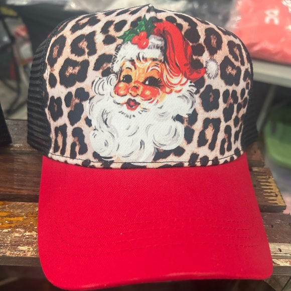 Accessories - Santa Claus Leopard Print Women’s Cap NEW